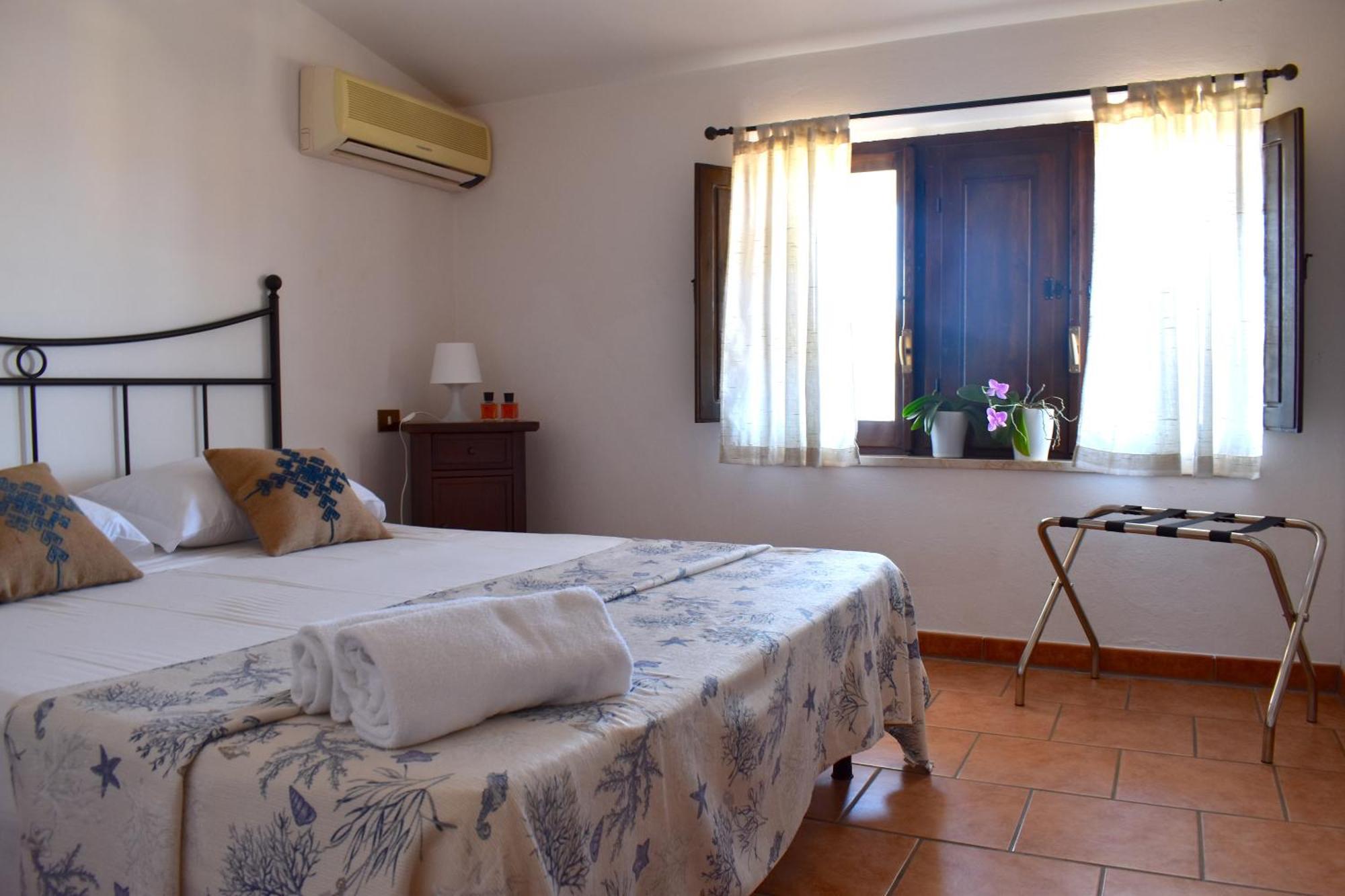 Albergo Ristorante Locanda Rosella Giba Экстерьер фото